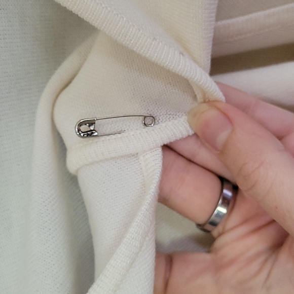 🍂3/$10 Heirloom Collectibles VTG Cream Lace-Waist, 3/4 Sleeve Cross-Over Blouse - Picture 4 of 16